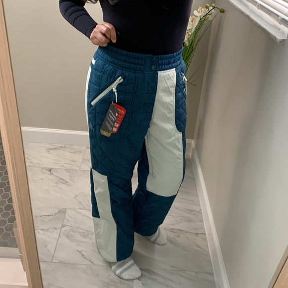 Free People FPMOVEMENT Landscape View Ski Pants Size M - Picture 12 of 17